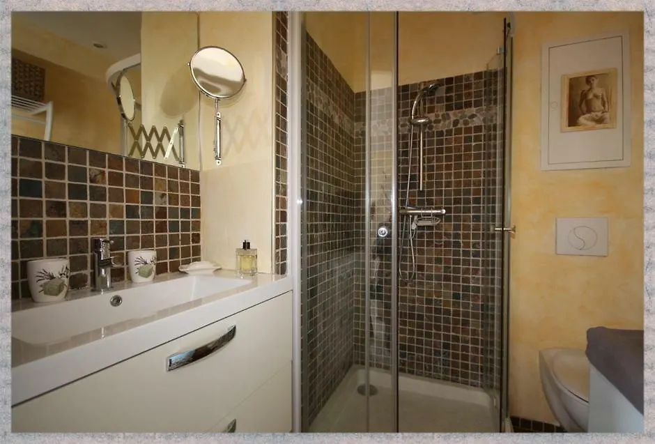 Appartement La Caravelle Vue Mer et Wifi à Le Lavandou